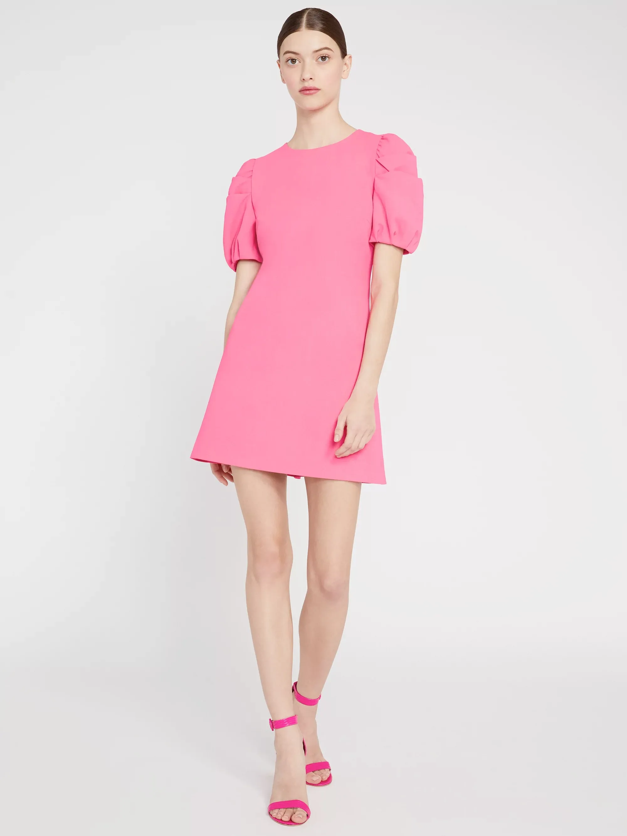 Alice   Olivia - Hanita Short Puff Sleeve Shift Dress in Wild Pink