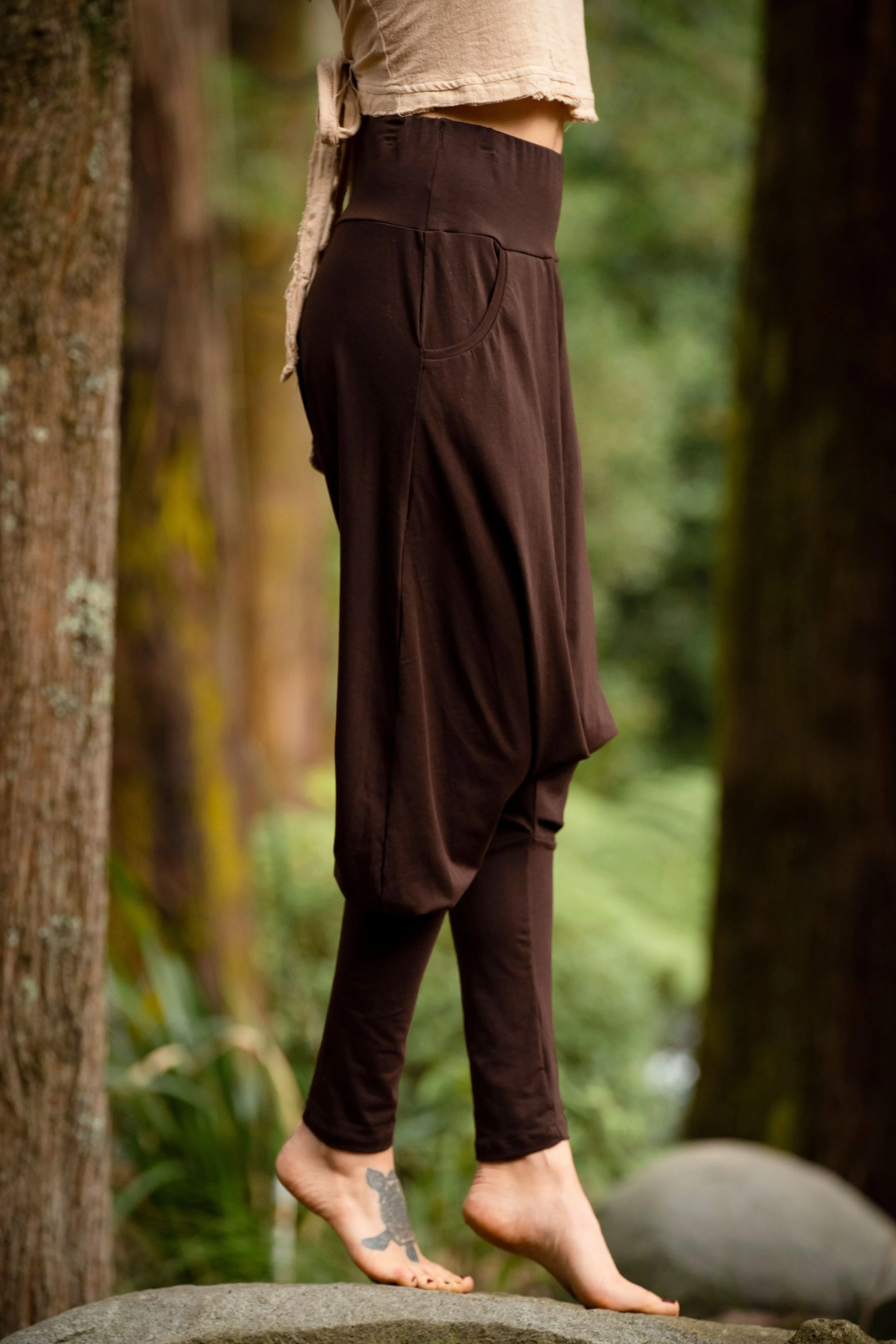 Lee Harem Yoga Pants - Brown