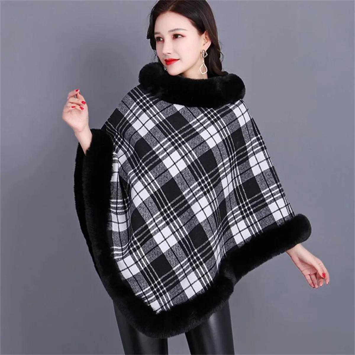 Striped Plaid Poncho Winter Faux Fur Street Wear Triangle Fur Neck Pullover Cloak